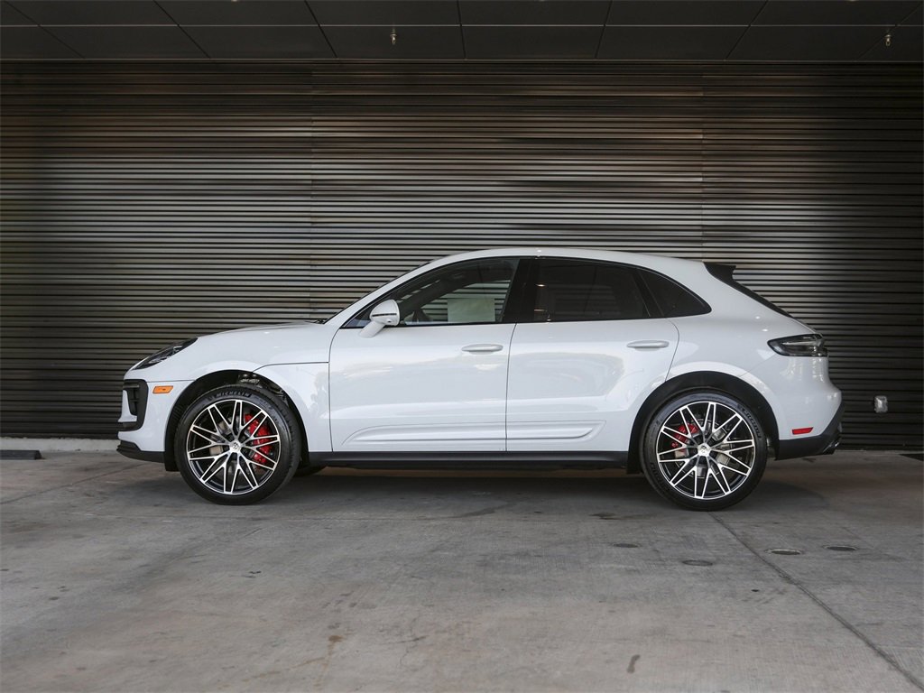 New 2026 Porsche Macan S image 2