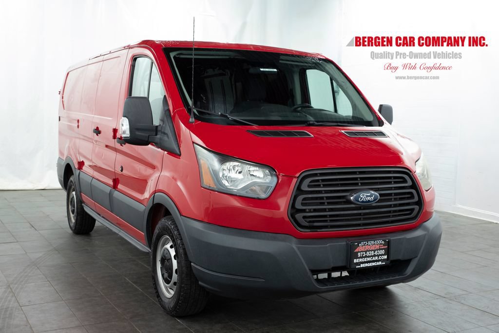 Used 2015 Ford Transit 150 130 Low Roof RWD image 1