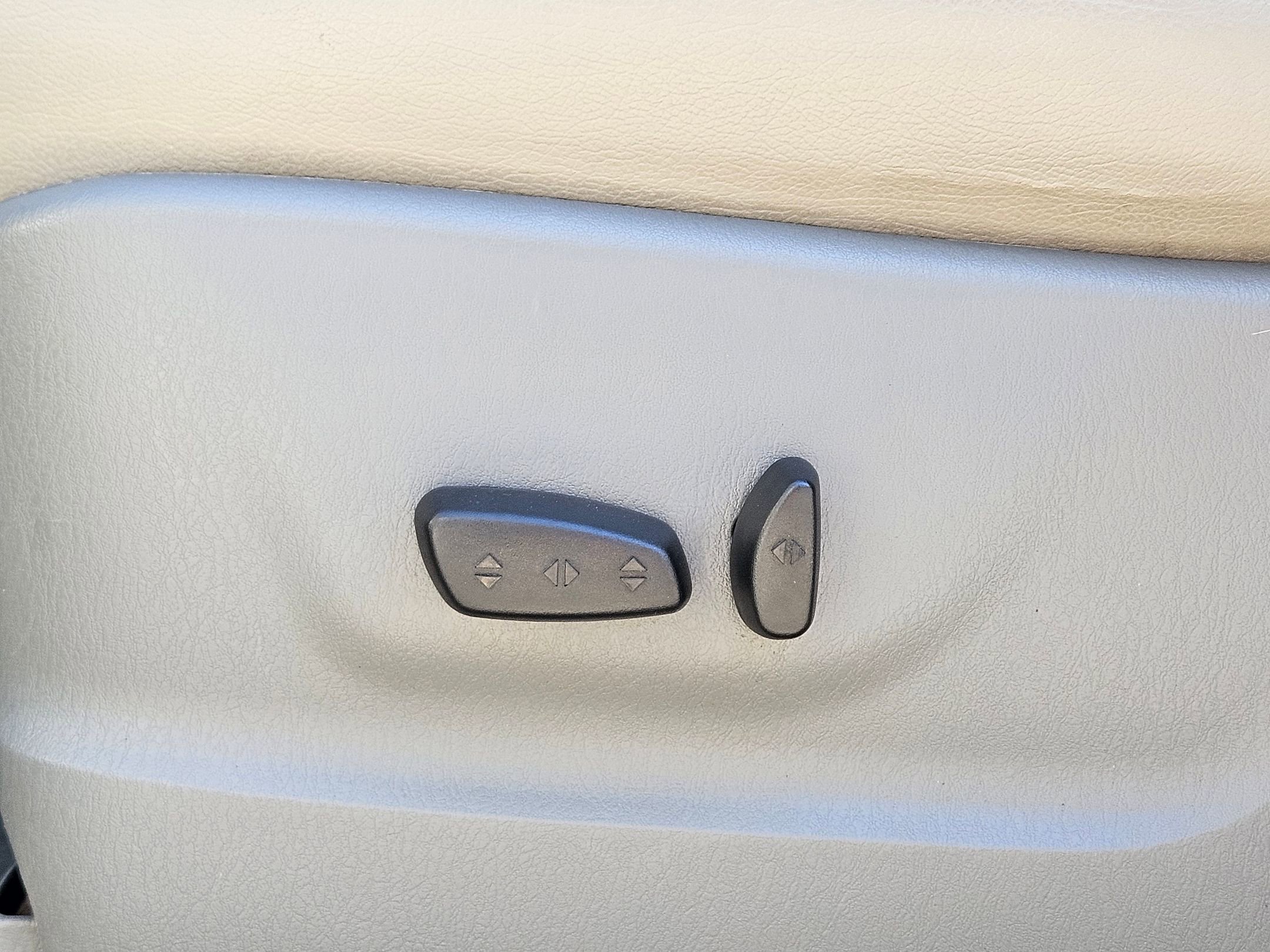 Used 2007 Dodge Grand Caravan SXT image 19