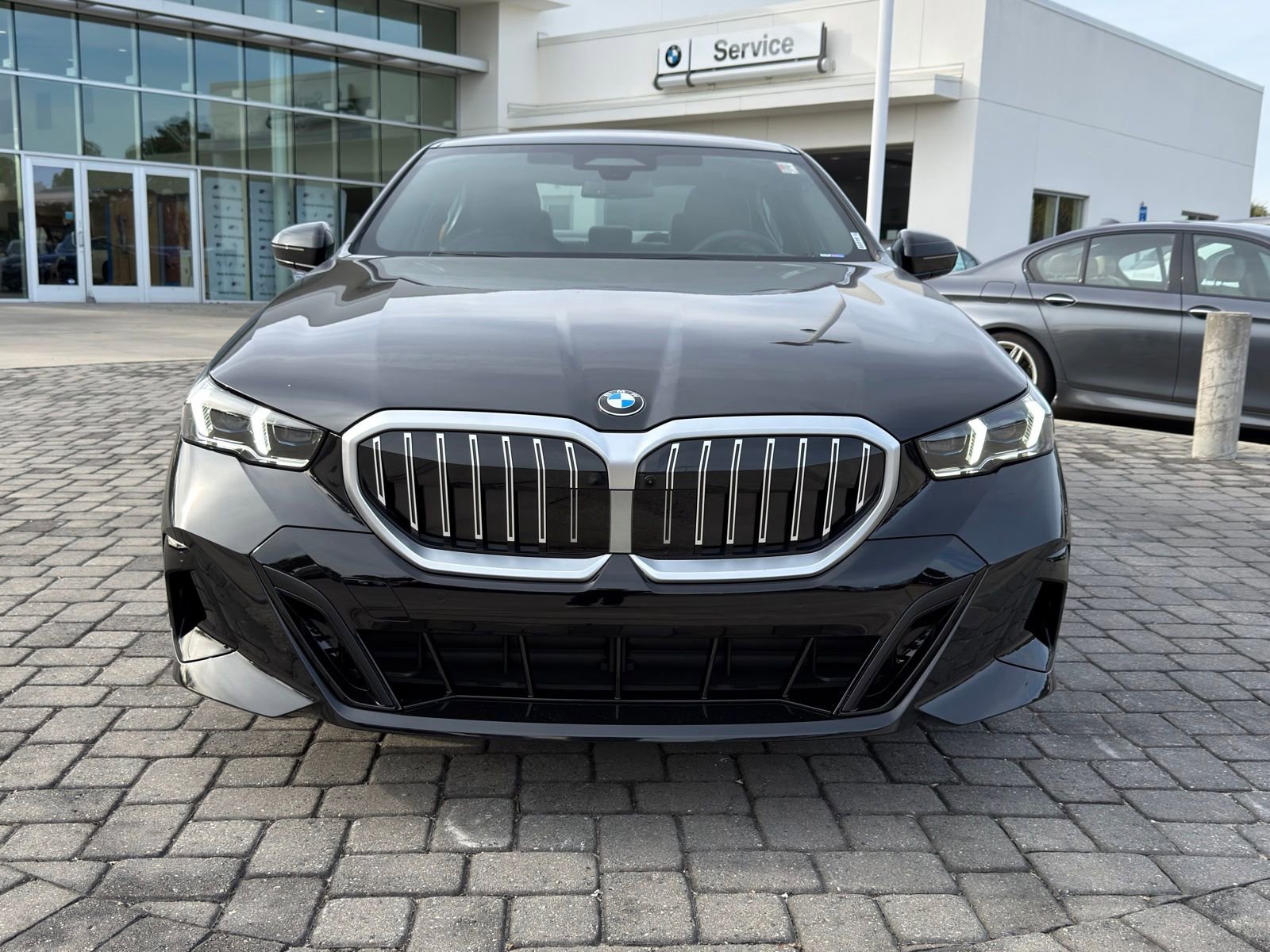 Certified 2025 BMW 540i xDrive w/ M Sport Package image 6