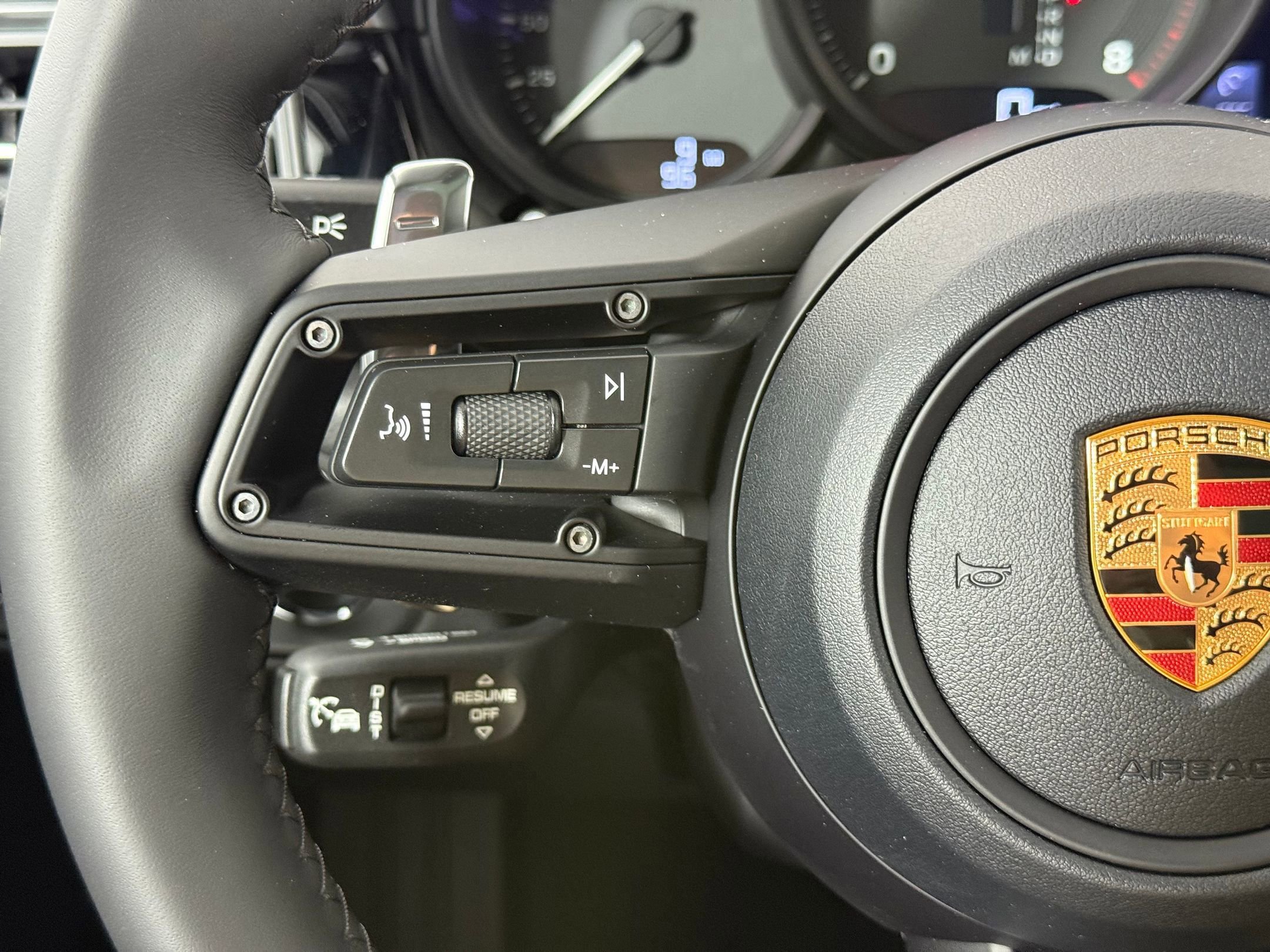 Certified 2026 Porsche Macan AWD/4WD image 20