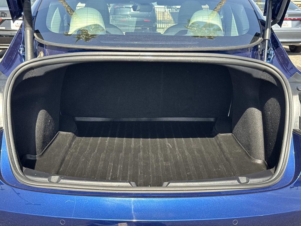 Used 2022 Tesla Model 3 Long Range image 24