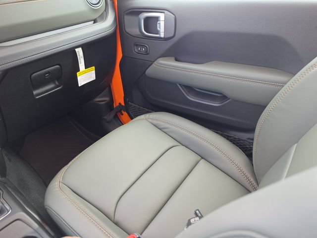 New 2026 Jeep Gladiator Mojave AWD/4WD image 18