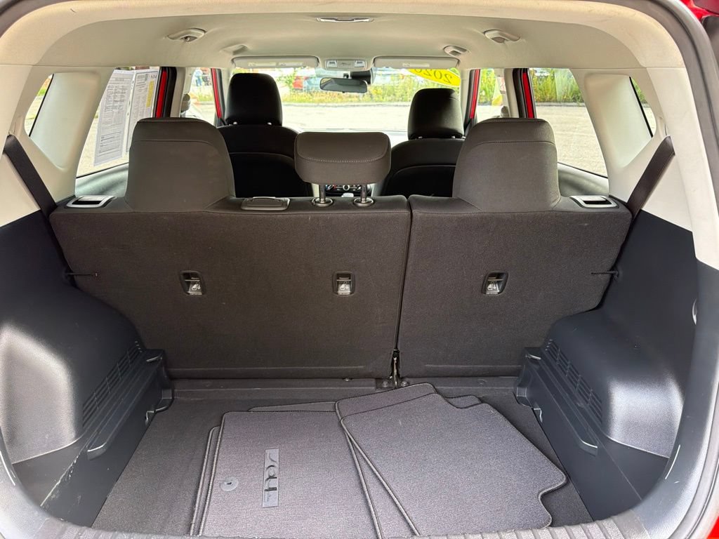 Used 2020 Kia Soul S FWD image 29