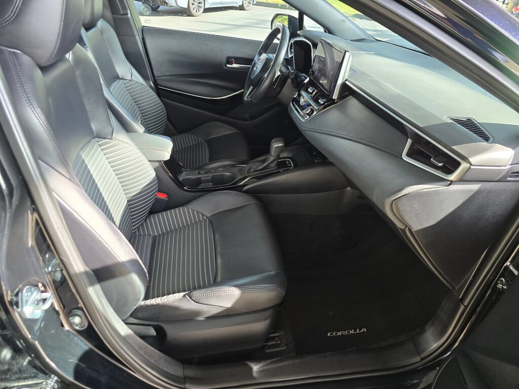 Used 2024 Toyota Corolla XSE FWD image 11
