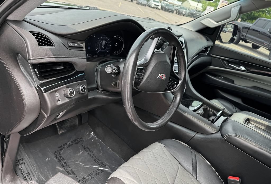 Used 2017 Cadillac Escalade ESV Premium Luxury AWD/4WD image 17
