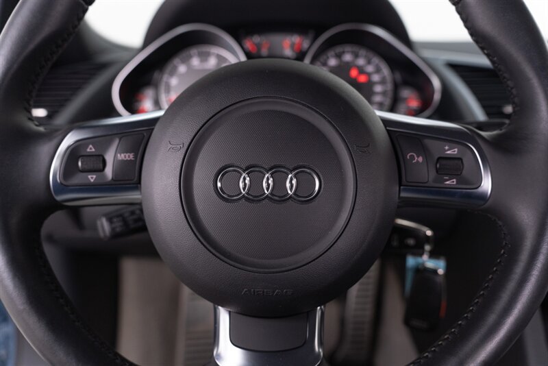 Used 2011 Audi R8 V8 AWD/4WD image 90