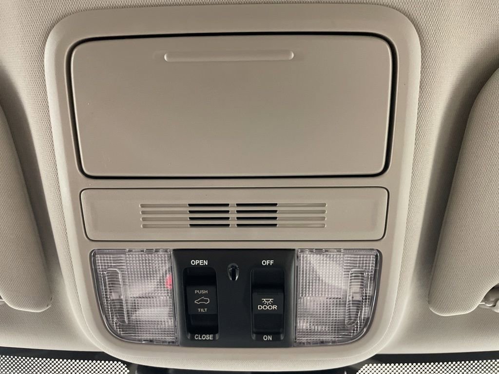 New 2026 Honda Odyssey EX-L image 17