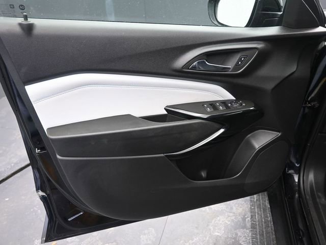 Used 2025 Chevrolet Trax LT image 18