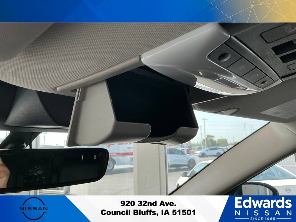 New 2026 Nissan Pathfinder Platinum AWD/4WD image 35