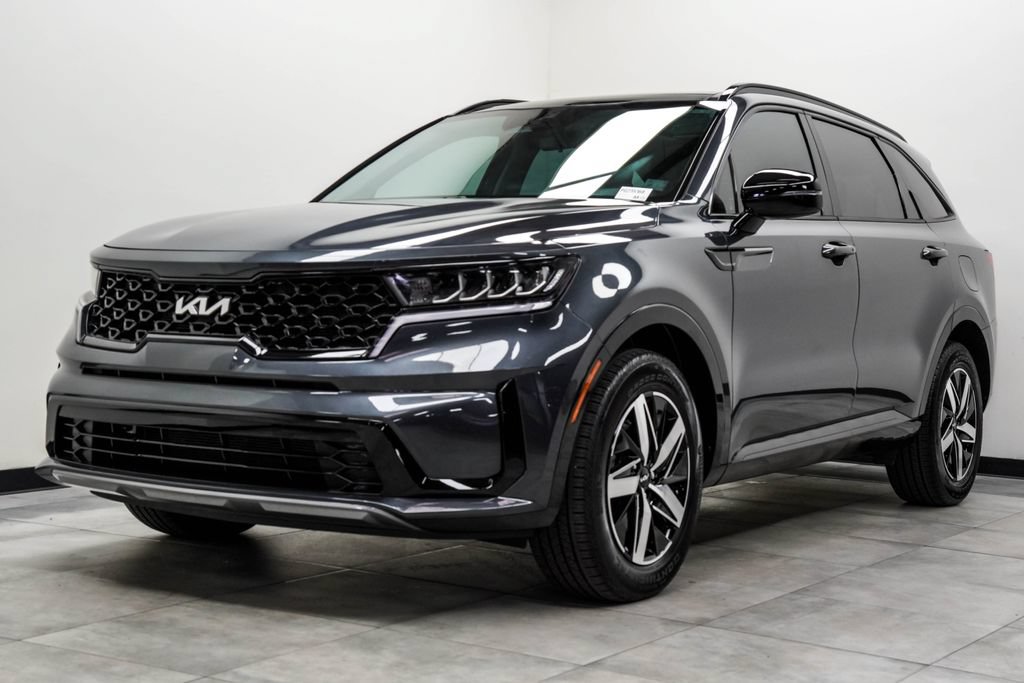 Used 2023 Kia Sorento S w/ Panoramic Sunroof Package FWD image 9