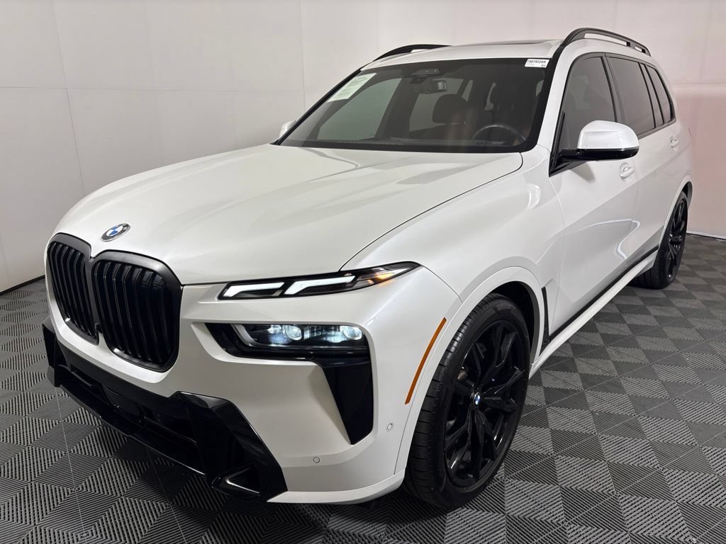 Certified 2026 BMW X7 xDrive40i w/ Executive Package AWD/4WD image 2