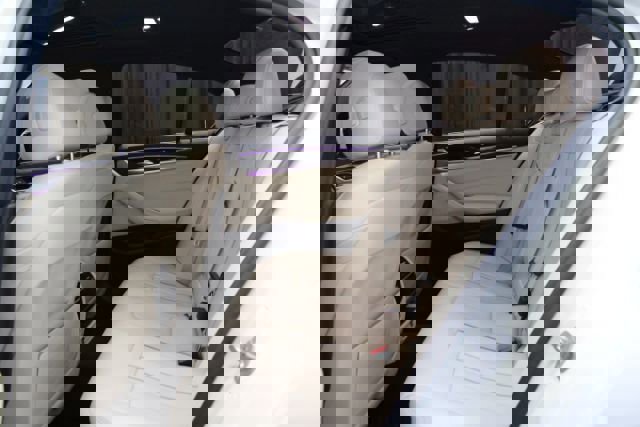 Used 2018 BMW 540i xDrive w/ Premium Package image 27