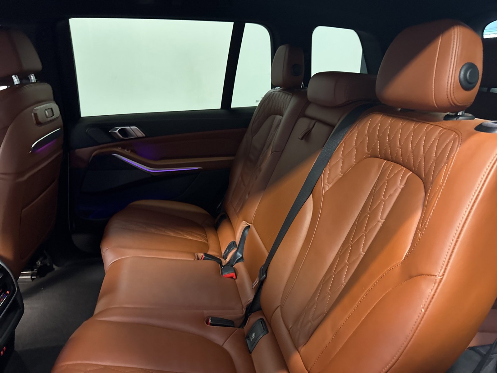 Used 2023 BMW X7 xDrive40i w/ M Sport Package image 18