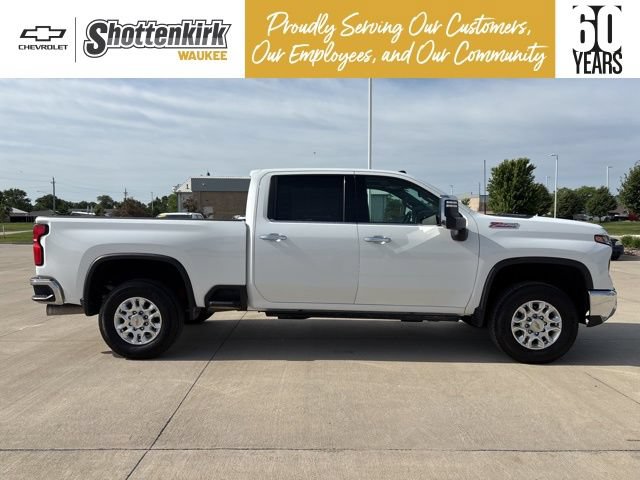 Used 2024 Chevrolet Silverado 2500 LTZ w/ LTZ Plus Package AWD/4WD image 39