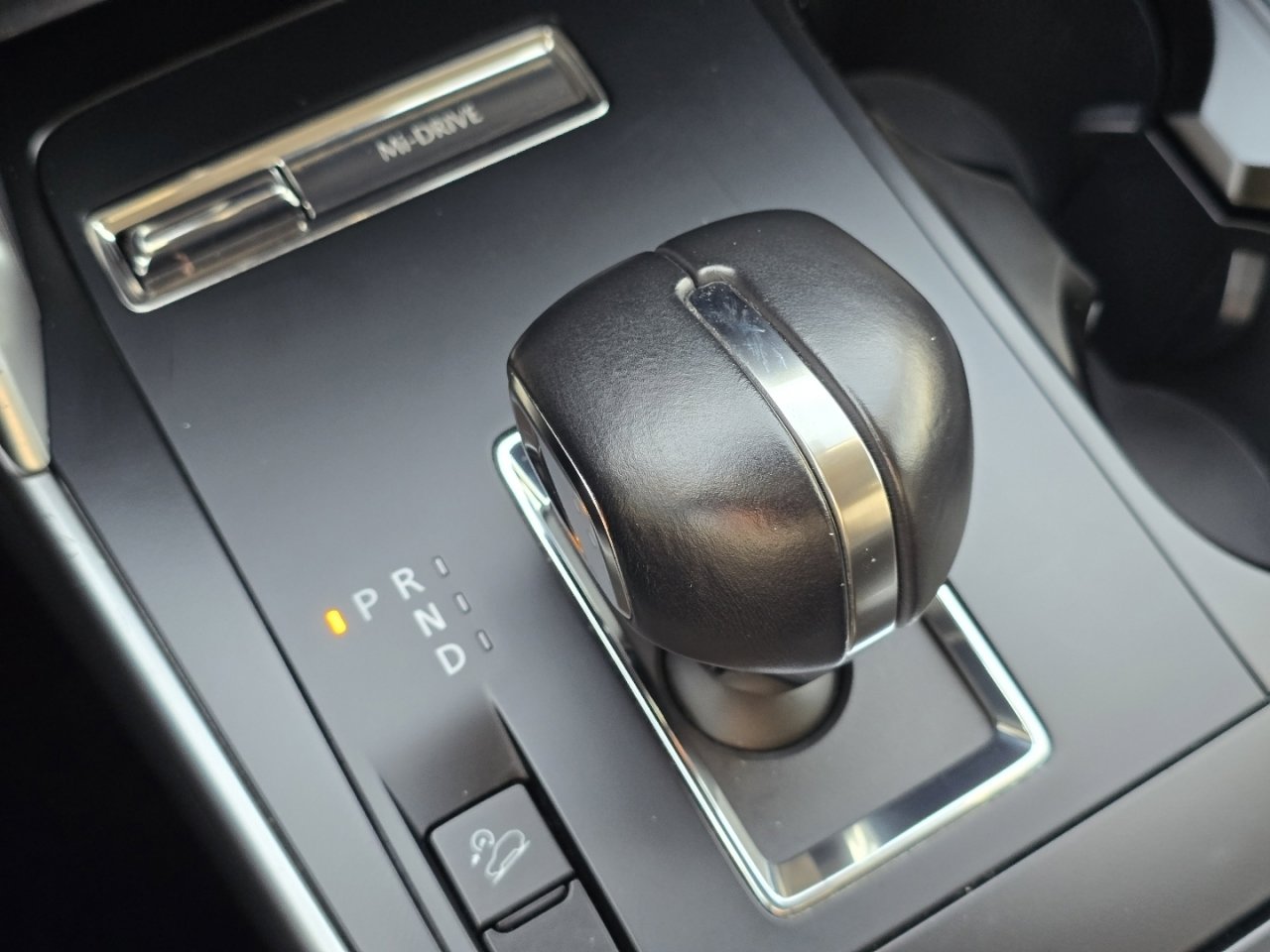 Used 2025 MAZDA CX-90 3.3 Turbo w/ Select Package image 27