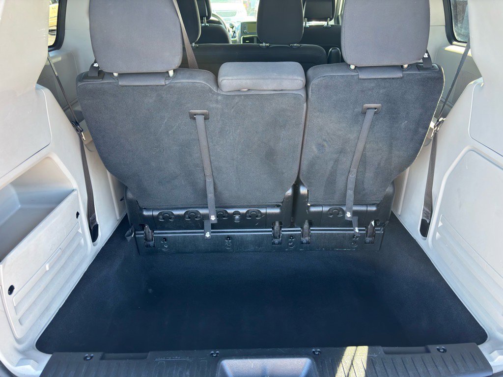 Used 2018 Dodge Grand Caravan SE image 20