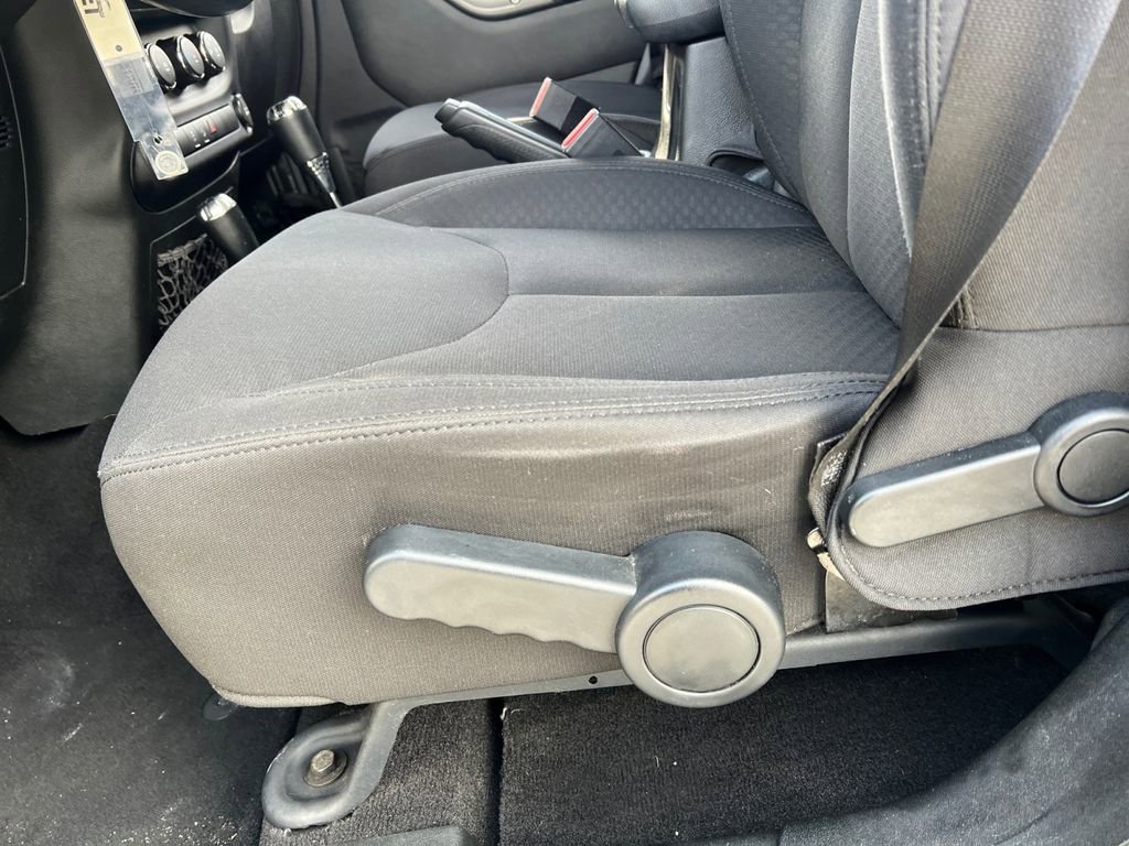 Used 2016 Jeep Wrangler Unlimited Sport w/ Quick Order Package 24S image 16