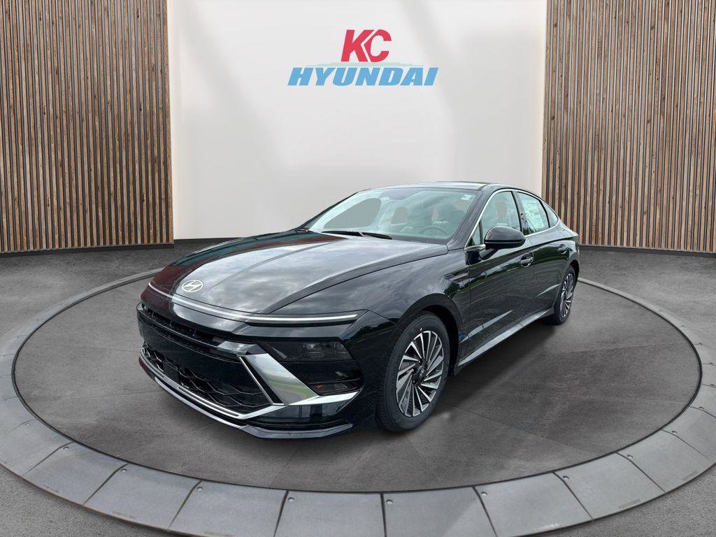 New 2025 Hyundai Sonata SEL