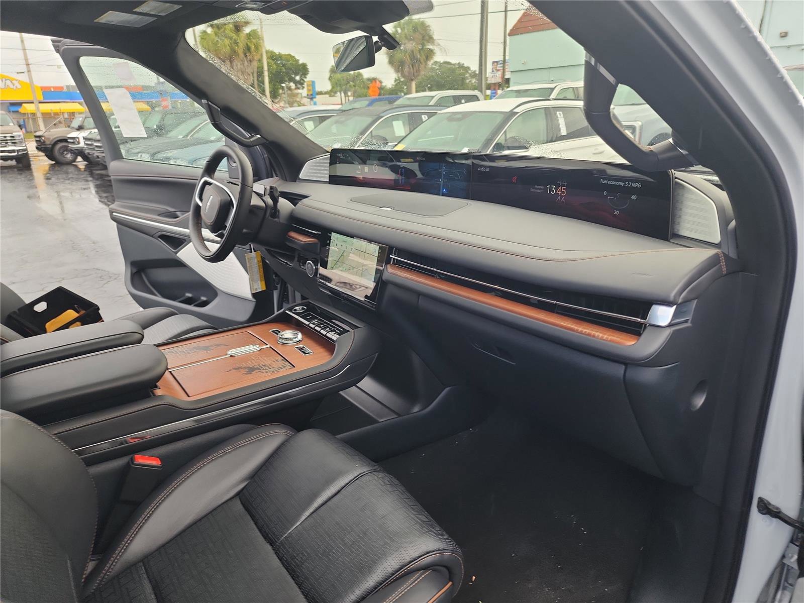 New 2025 Lincoln Navigator L Black Label image 29