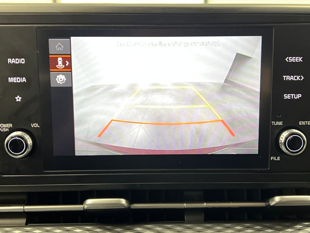 Used 2024 Kia Carnival LX image 62