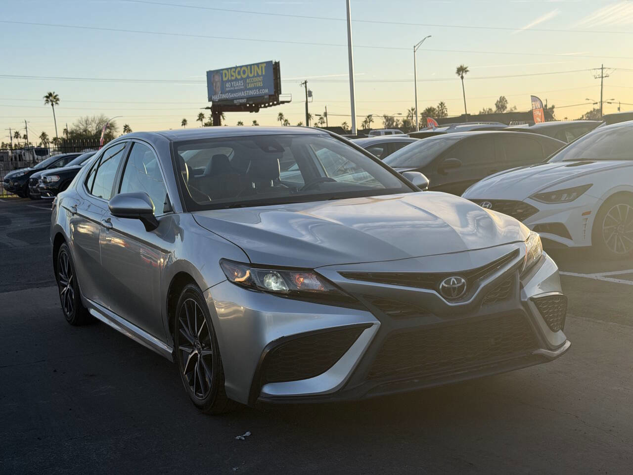 Used 2021 Toyota Camry SE image 13