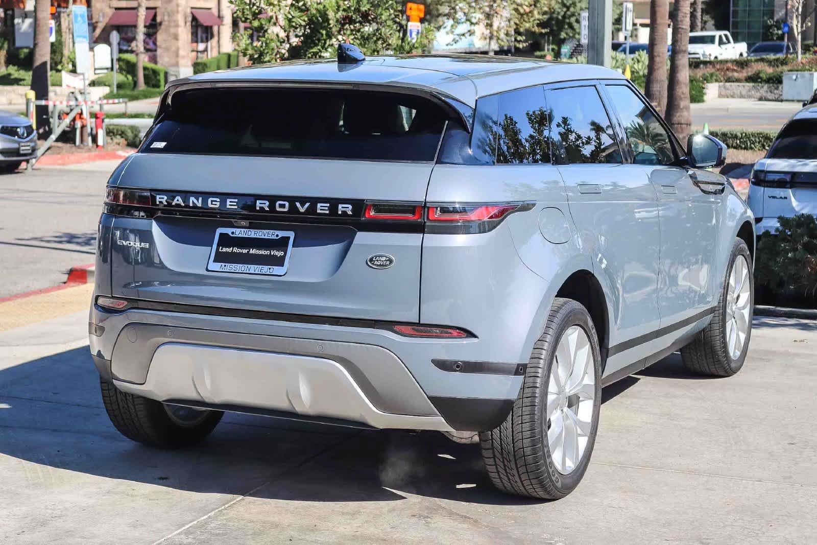 Used 2021 Land Rover Range Rover Evoque SE AWD/4WD image 6