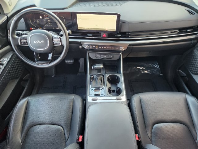 Used 2025 Kia Carnival SX Prestige FWD image 27