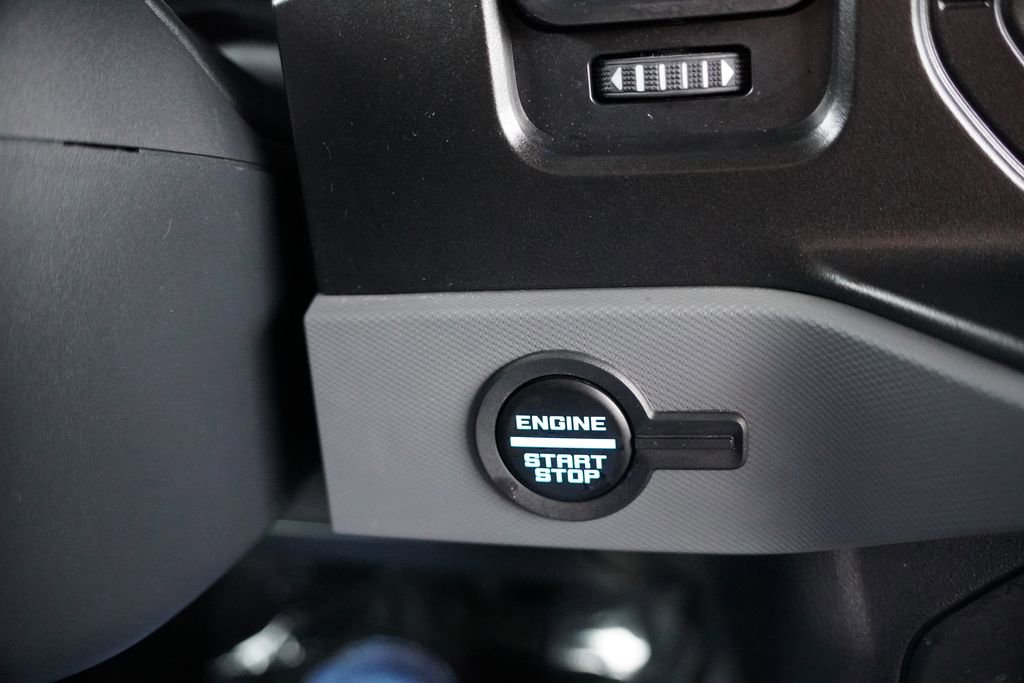 Certified 2023 Ford Bronco Big Bend w/ Sasquatch Package AWD/4WD image 28