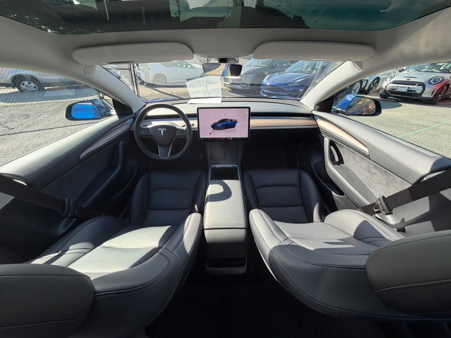 Used 2023 Tesla Model 3 Standard Range image 19