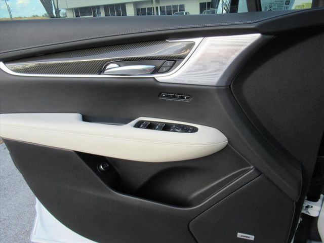 Used 2023 Cadillac XT6 Sport w/ Technology Package image 22