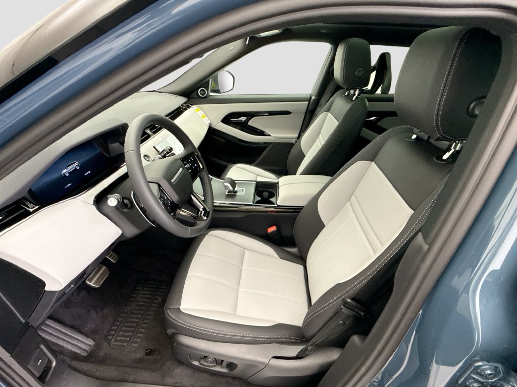 New 2026 Land Rover Range Rover Evoque Hoxton AWD/4WD image 19