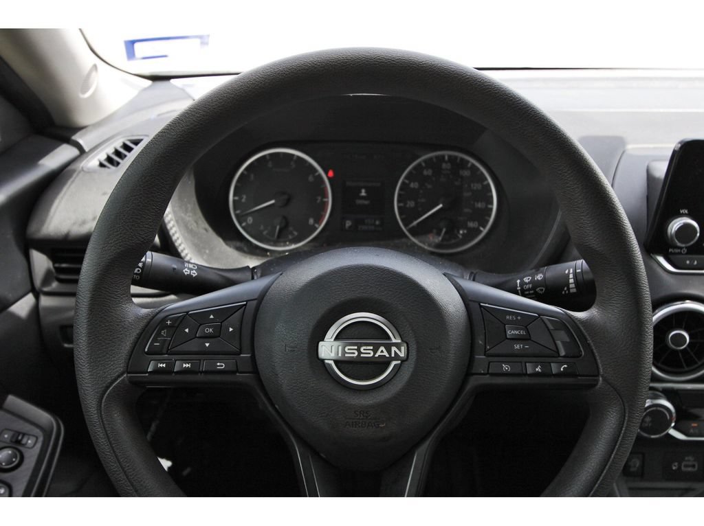 Used 2024 Nissan Sentra S FWD image 9