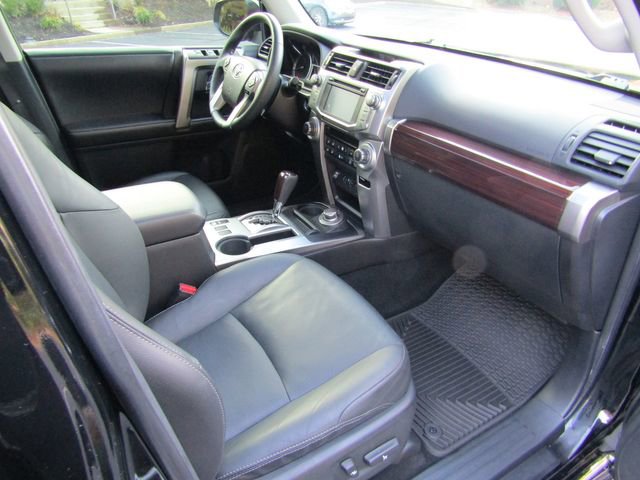 Used 2016 Toyota 4Runner Limited AWD/4WD image 20