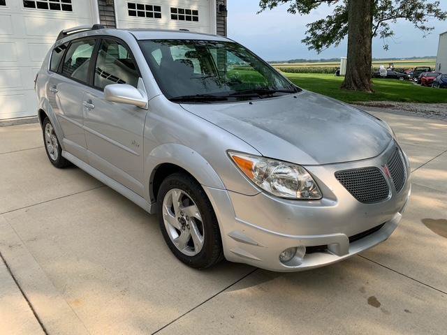 Used 2006 Pontiac Vibe w/ Sport Package FWD image 8