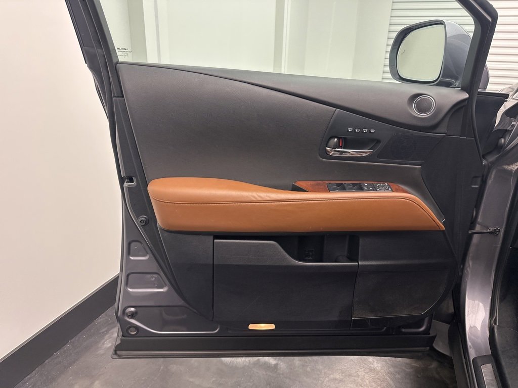 Used 2015 Lexus RX 450h AWD image 15