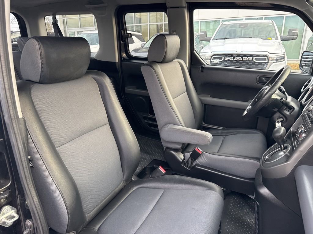 Used 2003 Honda Element EX image 18