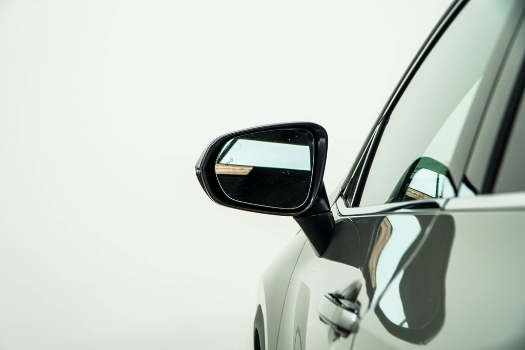 Used 2024 Lexus NX 300h AWD w/ Luxury Package image 14