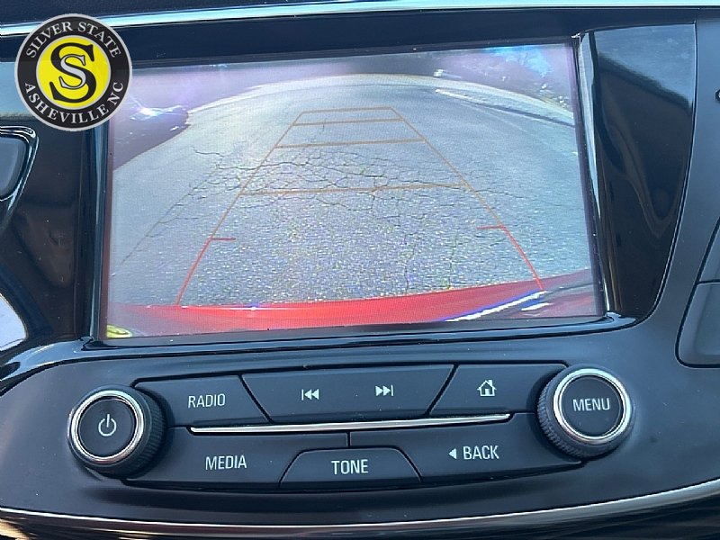 Used 2019 Buick Envision Essence FWD image 27