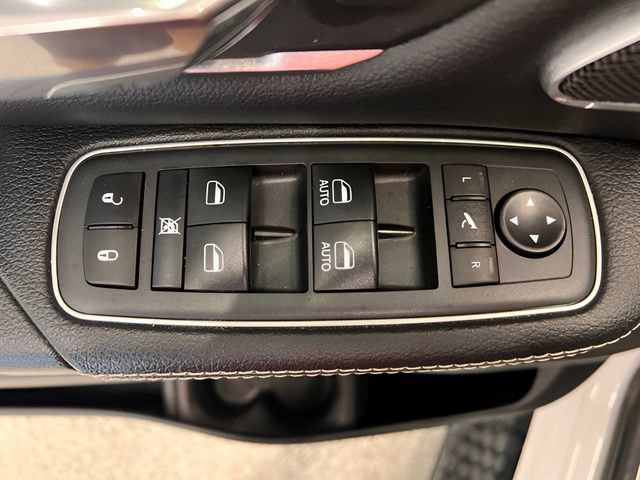 Used 2020 RAM 1500 Laramie AWD/4WD image 15