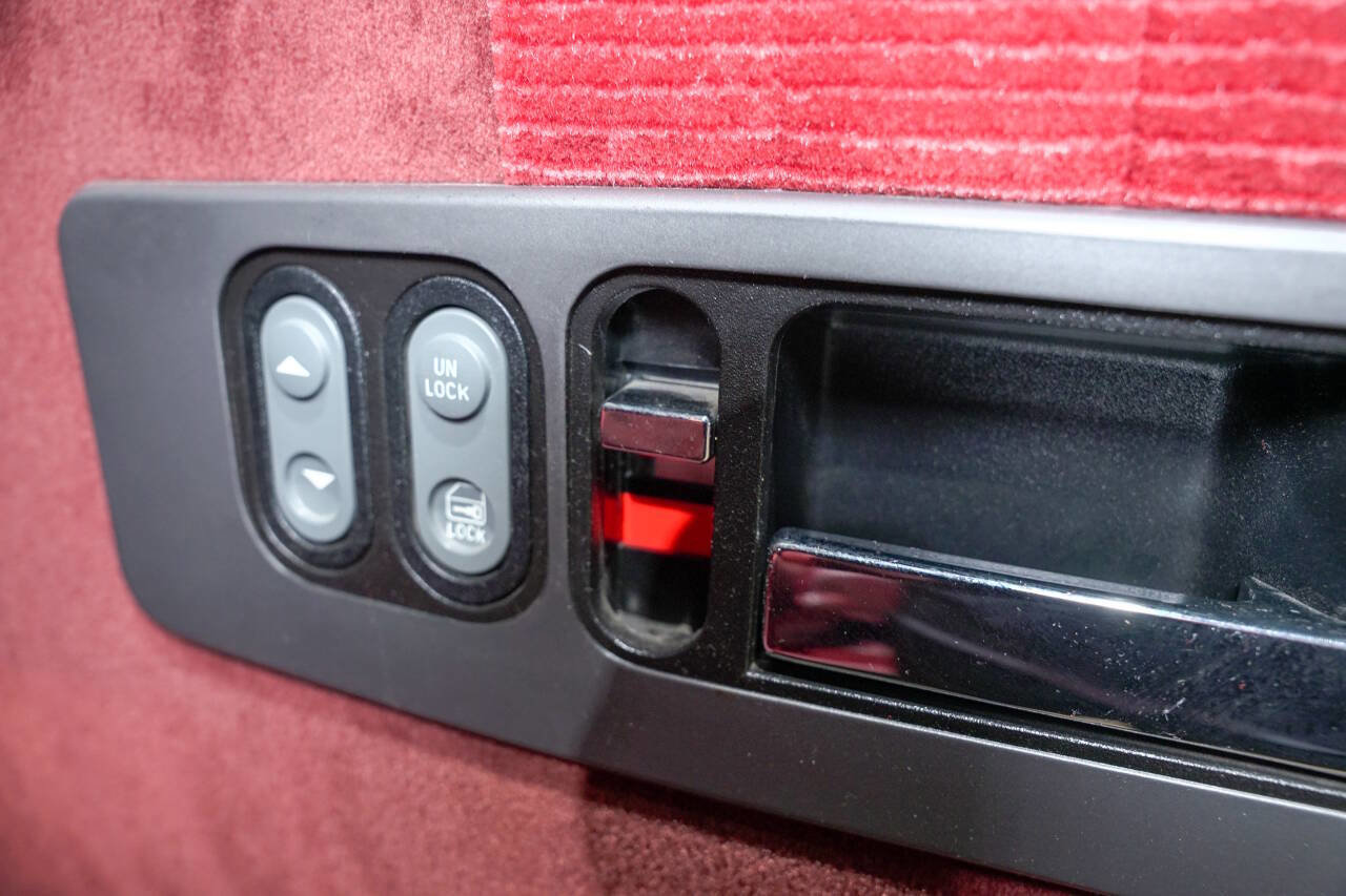 Used 1994 GMC Sierra 1500 SLE image 40