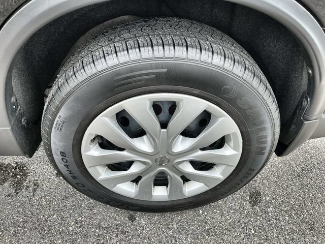 Used 2019 Nissan Rogue S AWD/4WD image 19