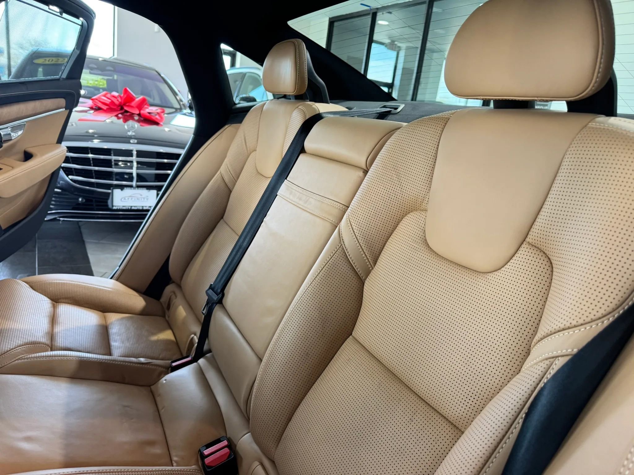 Used 2017 Volvo S90 T6 Inscription w/ Vision Package AWD/4WD image 21