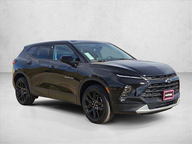 New 2026 Chevrolet Blazer LT w/ LPO, Black Grille Bar Package image 7