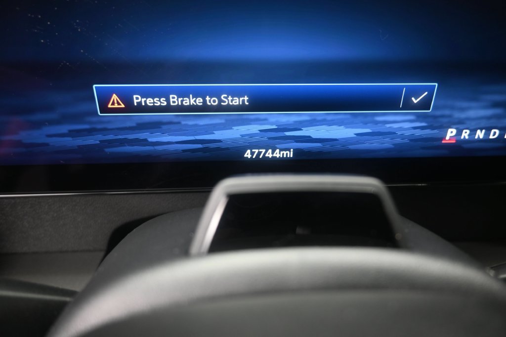 Used 2024 Chevrolet Traverse LT w/ Enhanced Driving Package FWD image 10