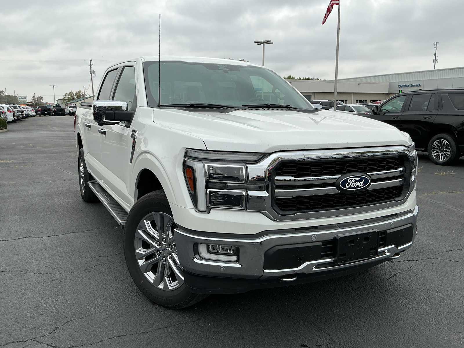 Used 2024 Ford F150 Lariat w/ FX4 Off-Road Package AWD/4WD image 1