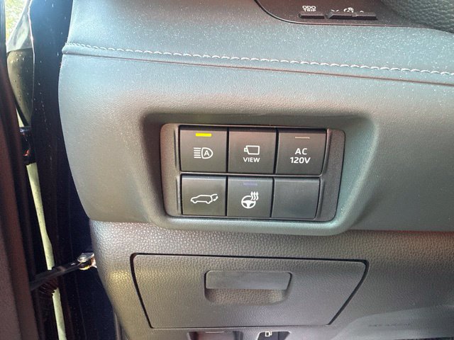 Used 2025 Toyota Highlander Platinum AWD/4WD image 20