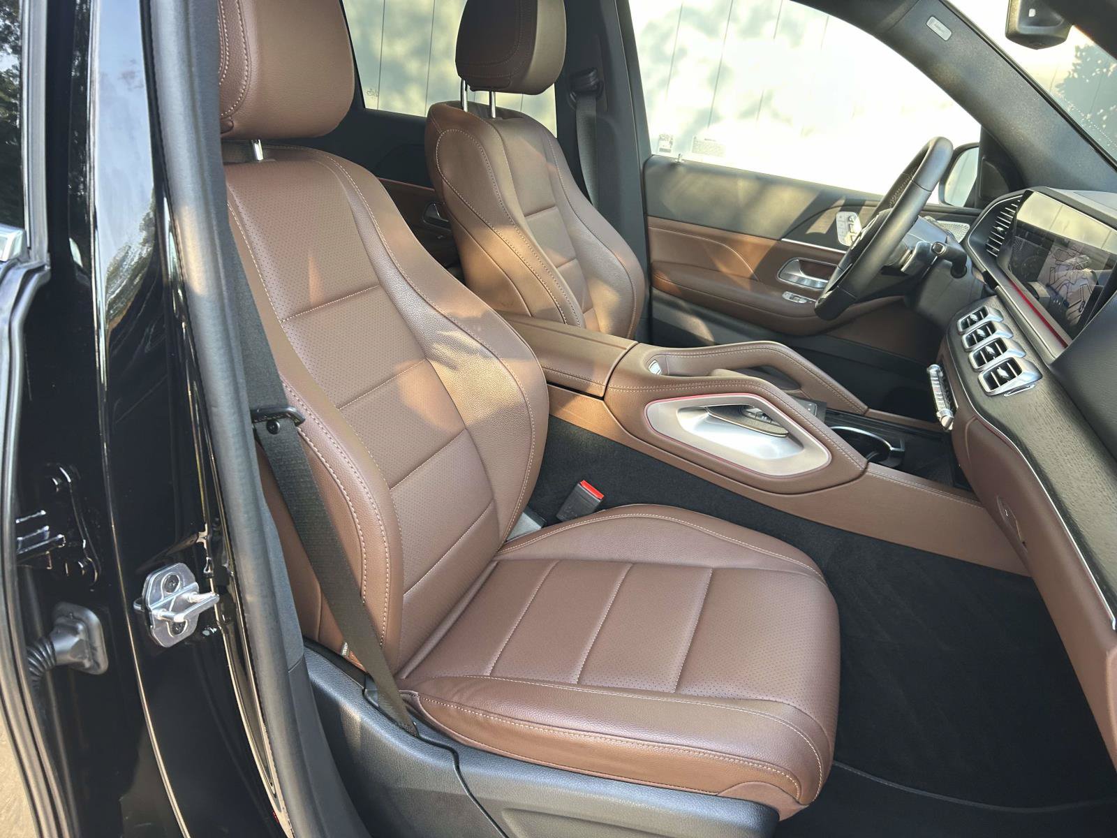 Certified 2025 Mercedes-Benz GLE 450e 4MATIC image 49