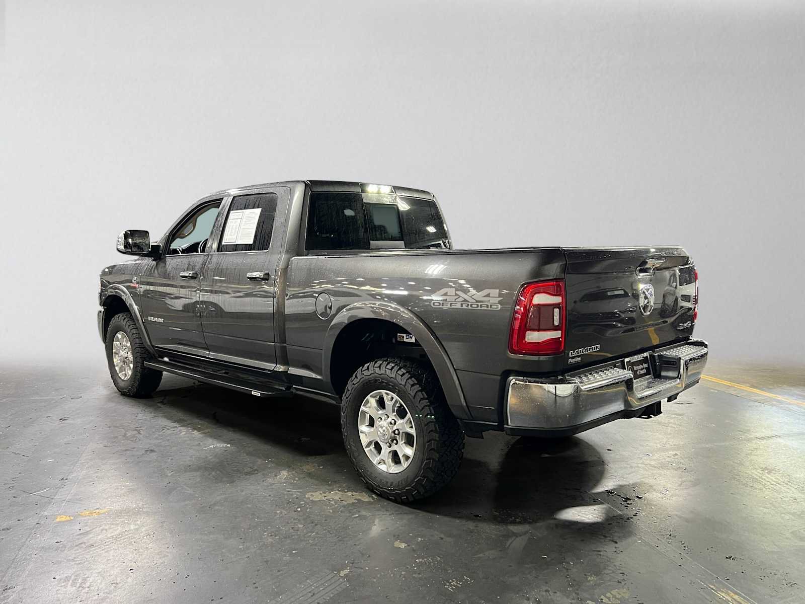Used 2022 RAM 2500 Laramie AWD/4WD image 5