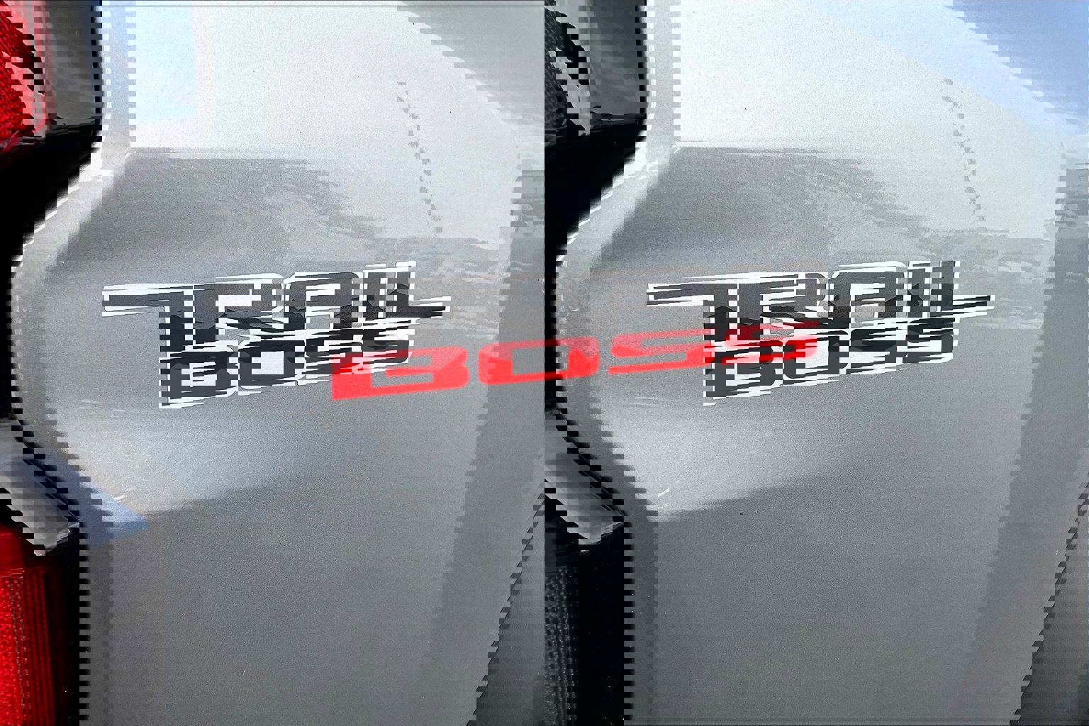 Used 2024 Chevrolet Colorado Trail Boss w/ Safety Package image 16